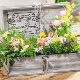 Spring Planter Box with Concrete Color 